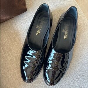 CHANEL Women's Black Patent Leather Flats